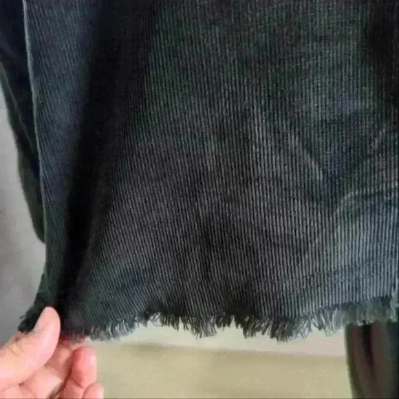 Aerie | Offline Women's Black/Gray Shadow  Oversized Henley Corduroy Shi… - Picture 3 of 5